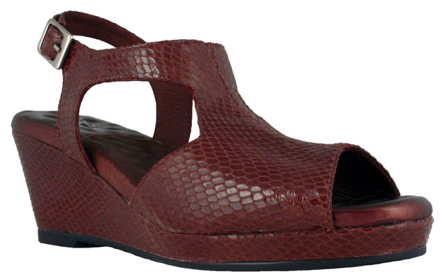 PUEBLO, RED SNAKE PRINT