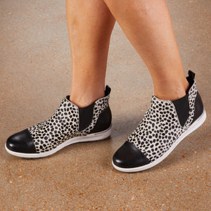 Osmond Bootie: Ivory Cheetah Calf Hair/Black Soft Leather LIMITED STOCK